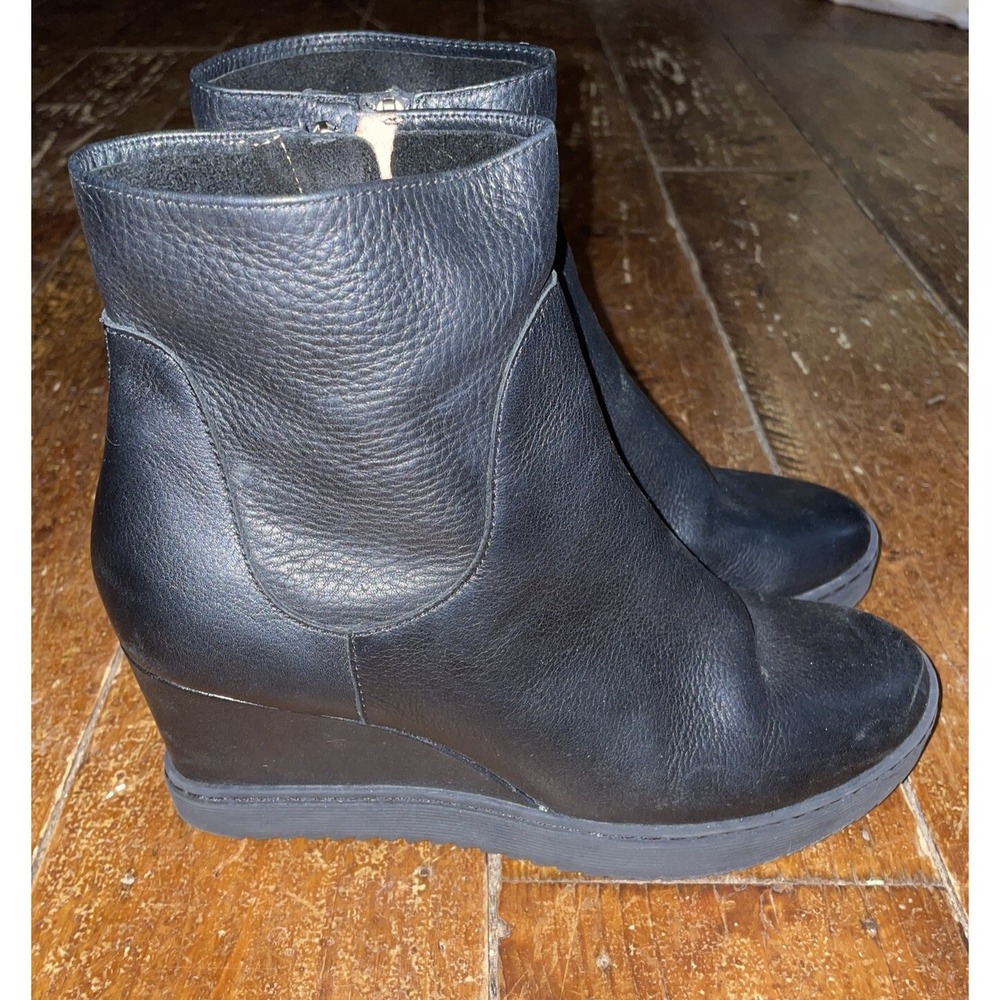 Women's Sofft Water Resistant Wedge Boot - Shary Size 10 Black